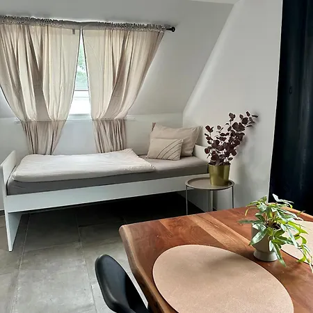 Stilvolles Naehe Messe Duesseldorf In Sued Apartment