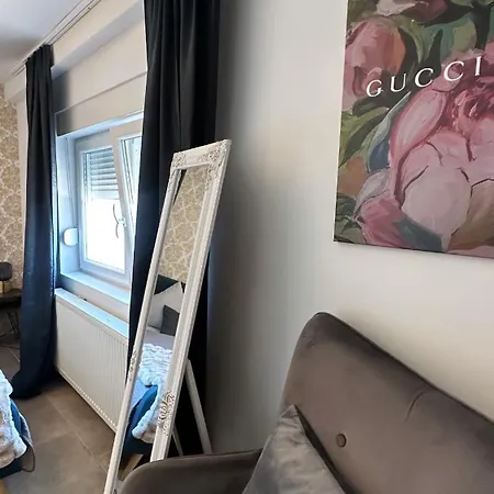 Apartment Stilvolles Naehe Messe Duesseldorf In Sued Duisburg