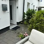 Stilvolles Naehe Messe Duesseldorf In Sued Apartmán