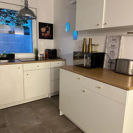 Stilvolles Naehe Messe Duesseldorf In Sued * Duisburgo