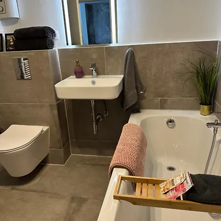 Appartement Stilvolles Naehe Messe Duesseldorf In Sued *