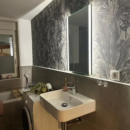 Apartamento Stilvolles Naehe Messe Duesseldorf In Sued