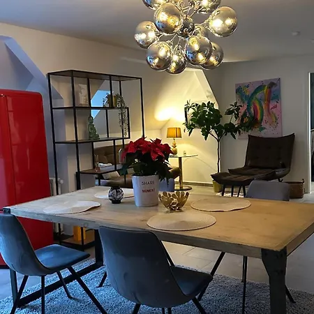 Stilvolles Naehe Messe Duesseldorf In Sued Apartment