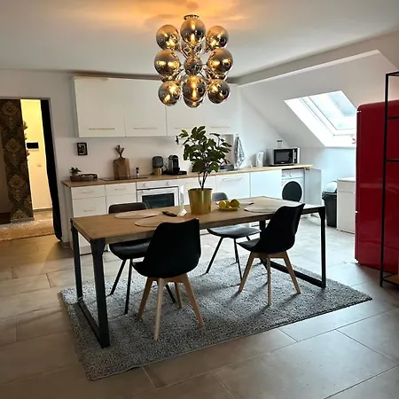 Stilvolles Naehe Messe Duesseldorf In Sued * Duisburgo