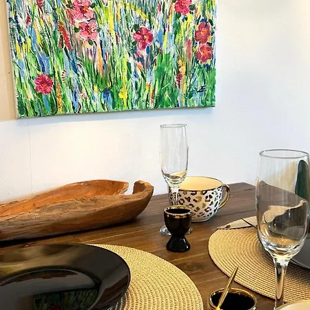 Stilvolles Naehe Messe Duesseldorf In Sued Duisburg