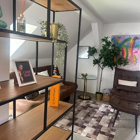 Apartamento Stilvolles Naehe Messe Duesseldorf In Sued *