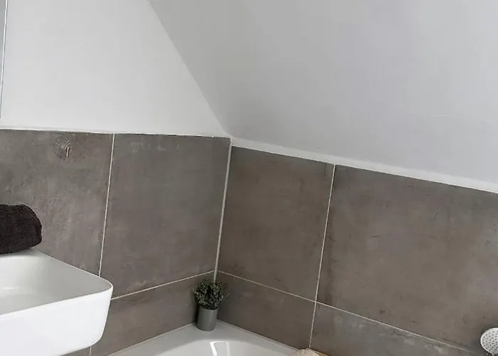 Stilvolles Naehe Messe Duesseldorf In Sued * Duisburg