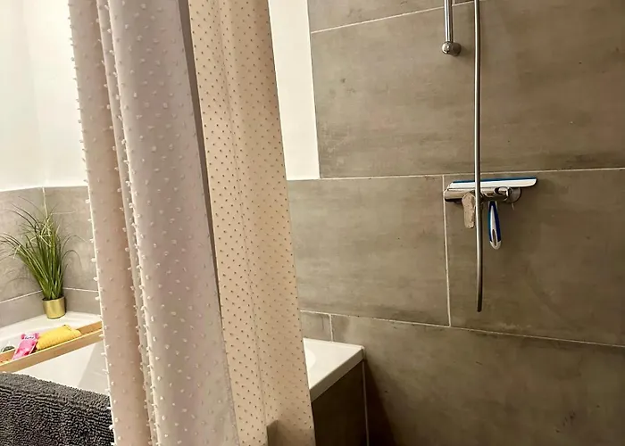 Stilvolles Naehe Messe Duesseldorf In Sued Lägenhet *